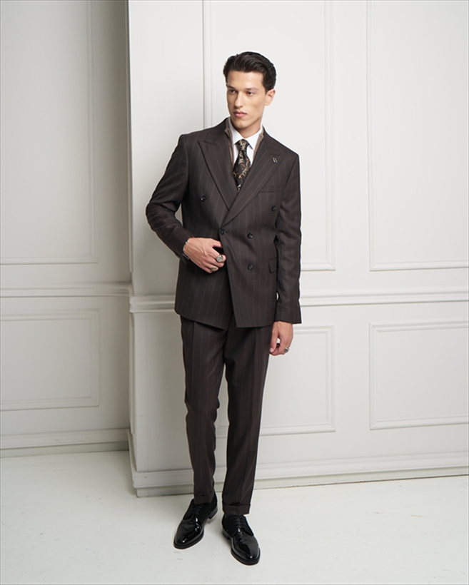 1004-FW26-BROWN.jpg DOUBLE BREASTED STRIPED BLAZER JACKET - Image 1